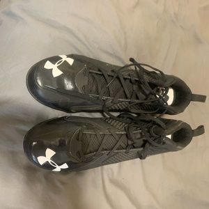 Size 14 under armor cleats.